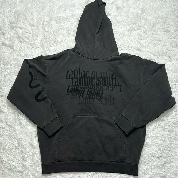 NWOT Taylor Swift “There will be no explanation just reputation” Hoodie M/L - Picture 1 of 16